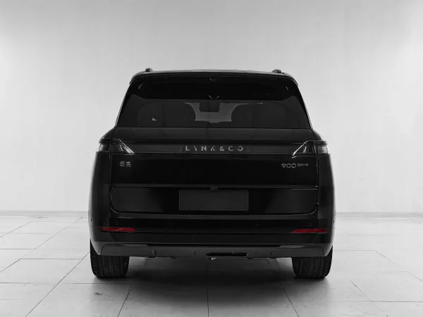 Lynk & Co 900 фото №5