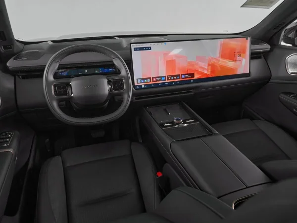 Lynk & Co 900 фото №9