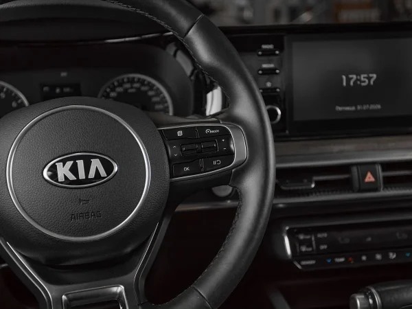 Kia K5, III фото №12