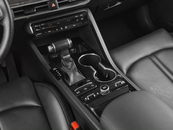 Kia K5, III фото №18