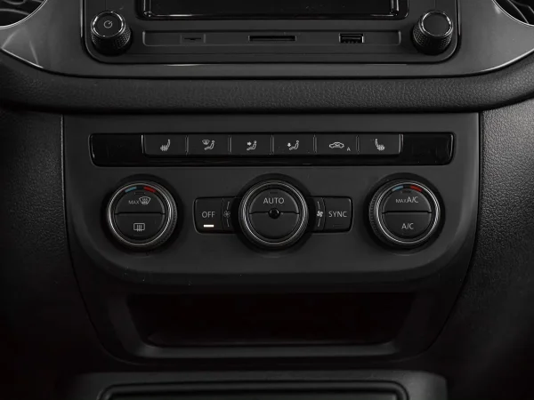 Volkswagen Tiguan, I Рестайлинг фото №16