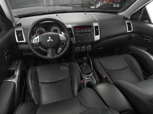 Mitsubishi Outlander, II Рестайлинг фото №7