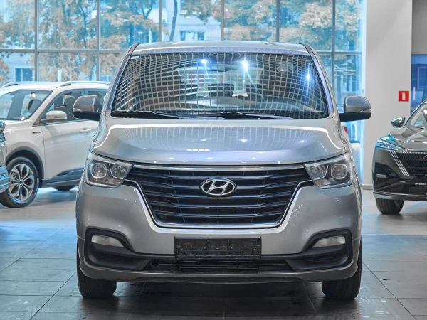Hyundai H-1, II Рестайлинг 2 фото №2