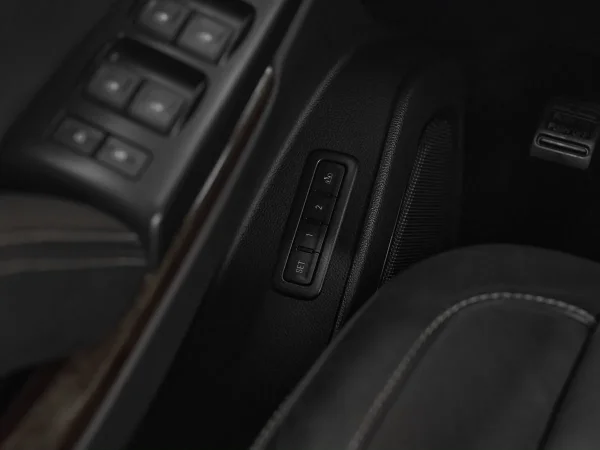 Chevrolet Tahoe, IV фото №15