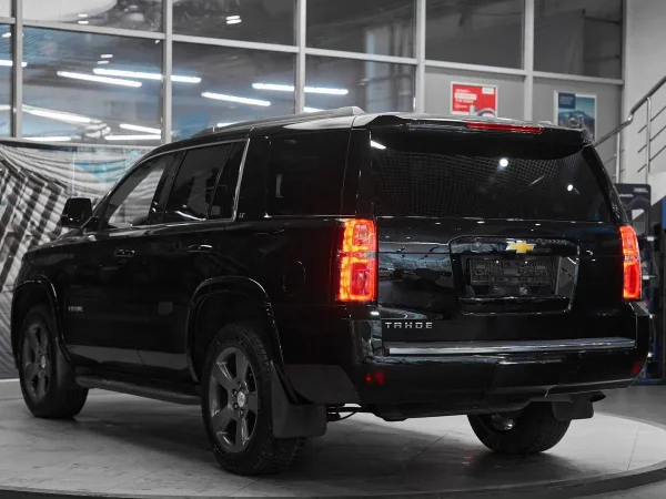 Chevrolet Tahoe, IV фото №4