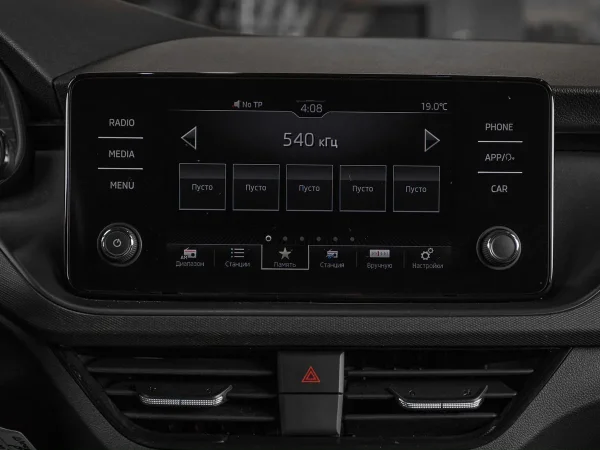 Skoda Rapid, II фото №16