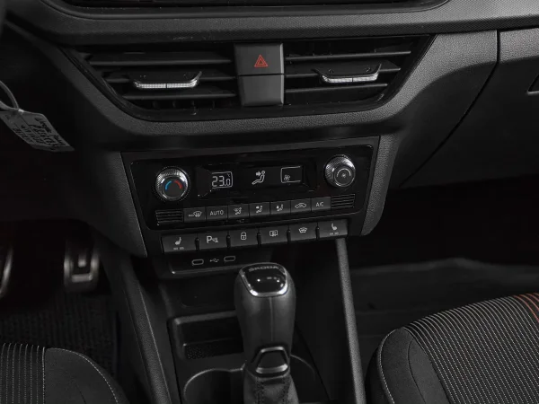Skoda Rapid, II фото №17