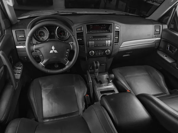 Mitsubishi Pajero, IV фото №7