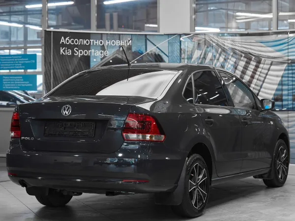 Volkswagen Polo, V Рестайлинг фото №6