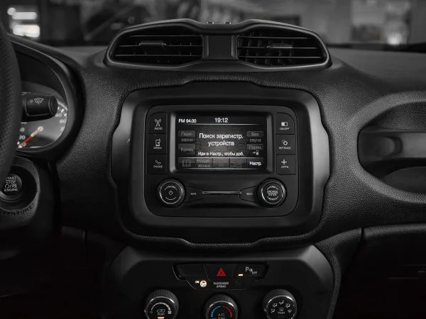 Jeep Renegade, I Рестайлинг фото №16
