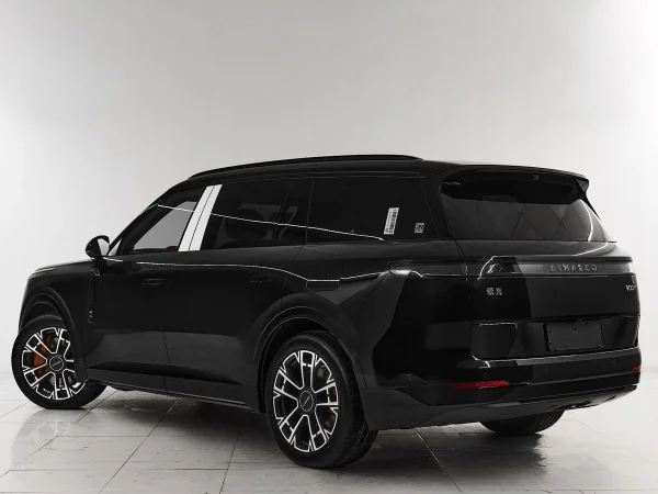 Lynk & Co 900 фото №4