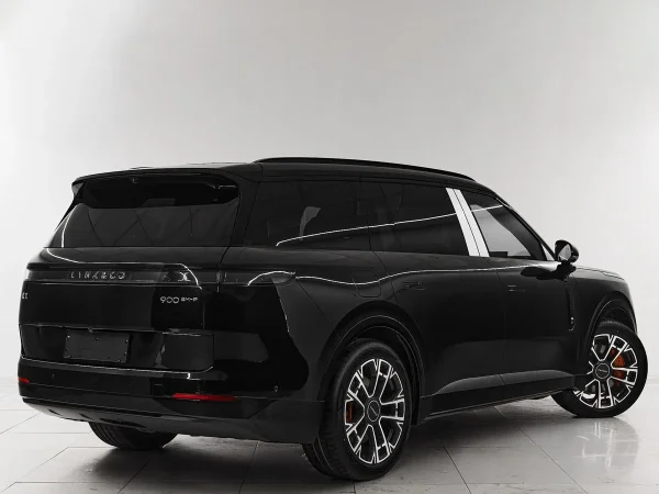 Lynk & Co 900 фото №6