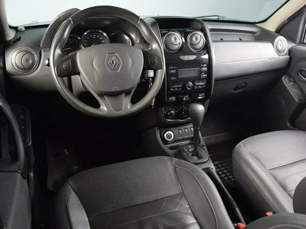 Renault Duster, I Рестайлинг фото №6