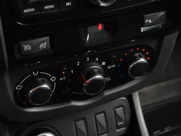 Renault Duster, I Рестайлинг фото №8