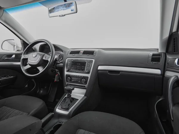 Skoda Octavia, II (A5) Рестайлинг фото №9