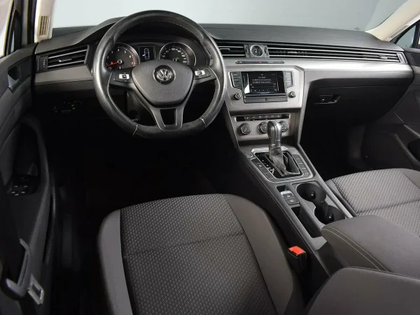 Volkswagen Passat, B8 фото №6