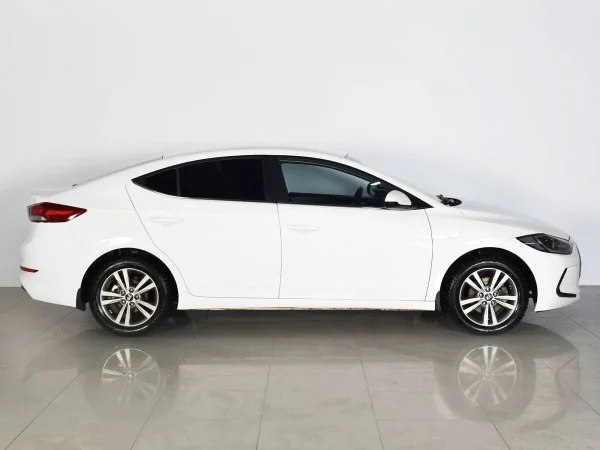 Hyundai Elantra, VI (AD) фото №4