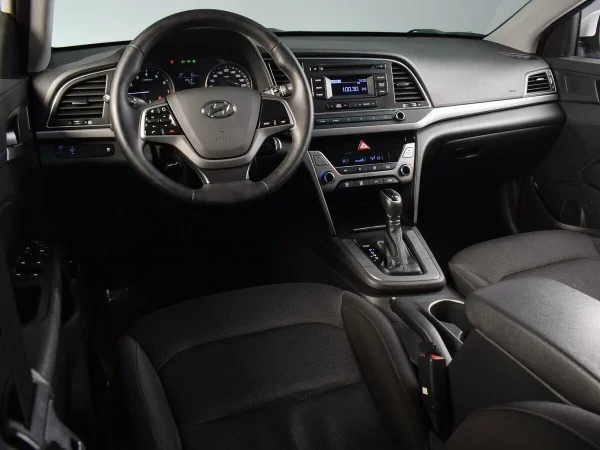 Hyundai Elantra, VI (AD) фото №6