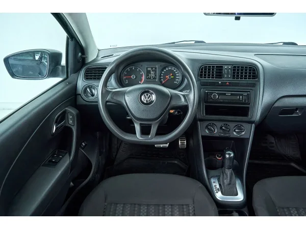 Volkswagen Polo, V Рестайлинг фото №8