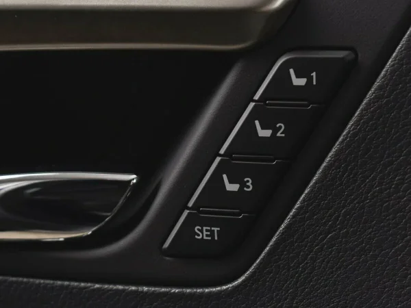 Lexus RX, IV Рестайлинг фото №13