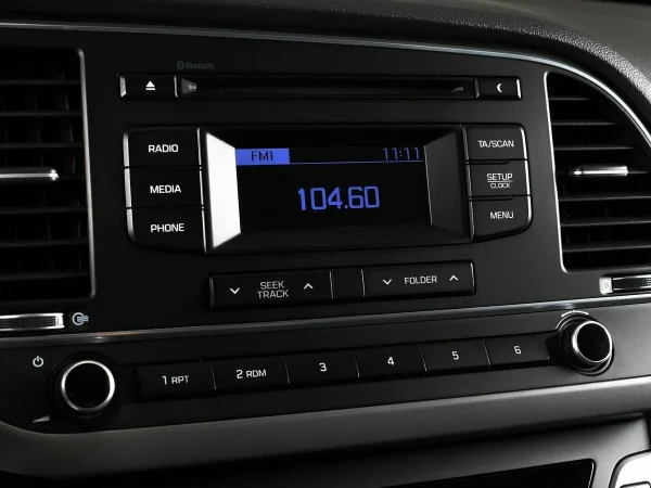 Hyundai Elantra, VI (AD) фото №9