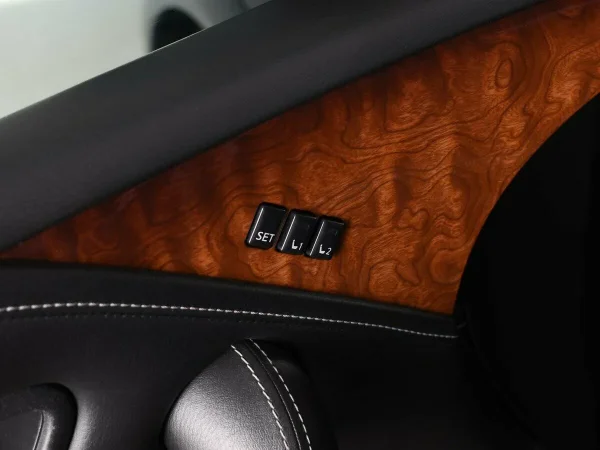 Infiniti QX80, I Рестайлинг фото №12