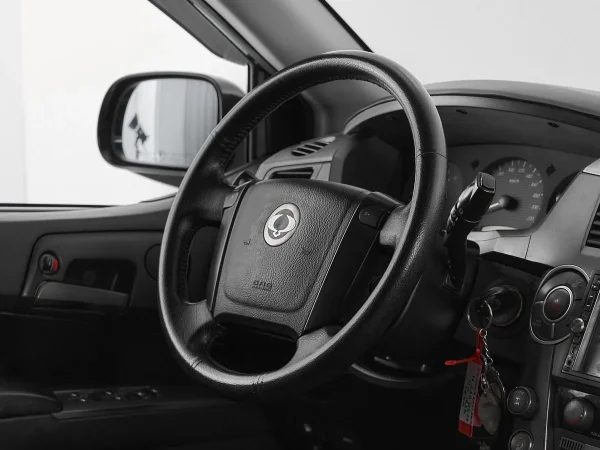 SsangYong Kyron, I Рестайлинг фото №10