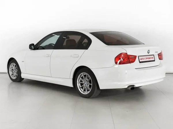 BMW 3 серии, V (E90/E91/E92/E93) Рестайлинг фото №3