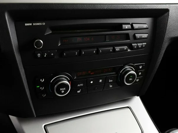 BMW 3 серии, V (E90/E91/E92/E93) Рестайлинг фото №8