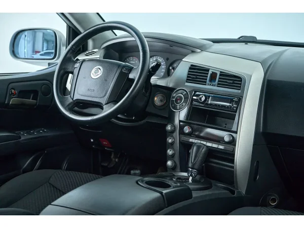 SsangYong Kyron, I Рестайлинг фото №11