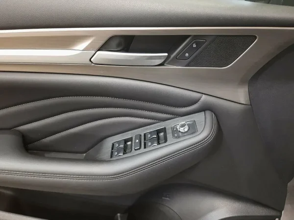 Haval F7, I фото №9
