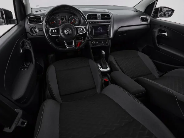 Volkswagen Polo, V Рестайлинг фото №7