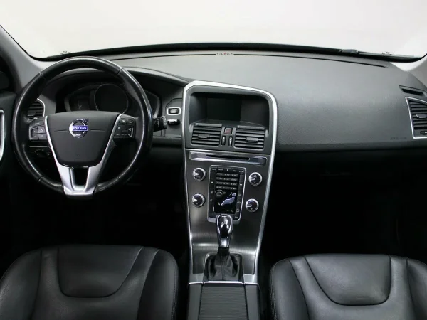 Volvo XC60, I Рестайлинг фото №9