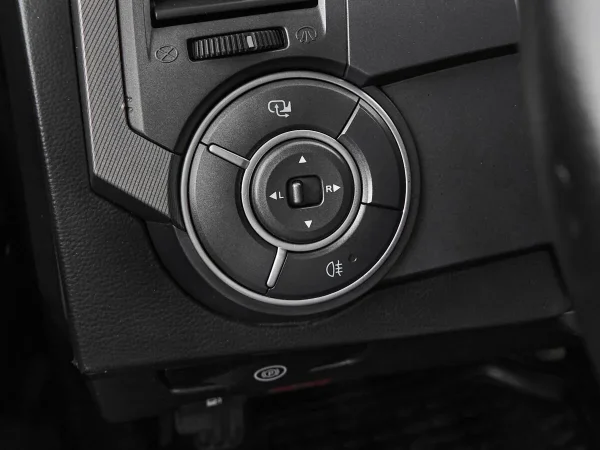 SsangYong Kyron, I Рестайлинг фото №11