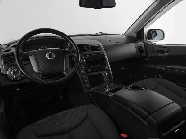 SsangYong Kyron, I Рестайлинг фото №7