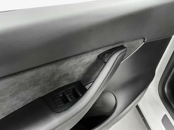 Tesla Model Y, I фото №11