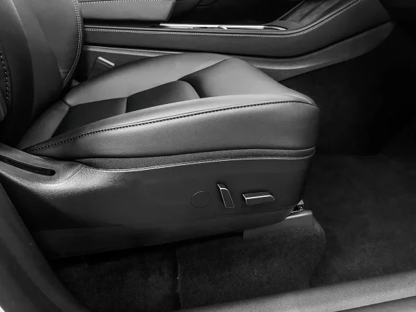 Tesla Model Y, I фото №14