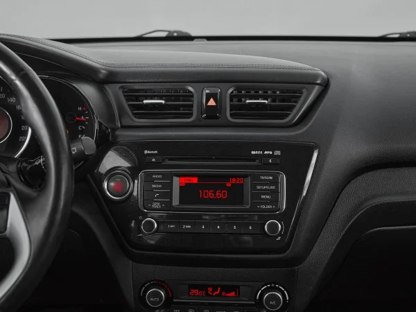 Kia Rio, III Рестайлинг фото №16