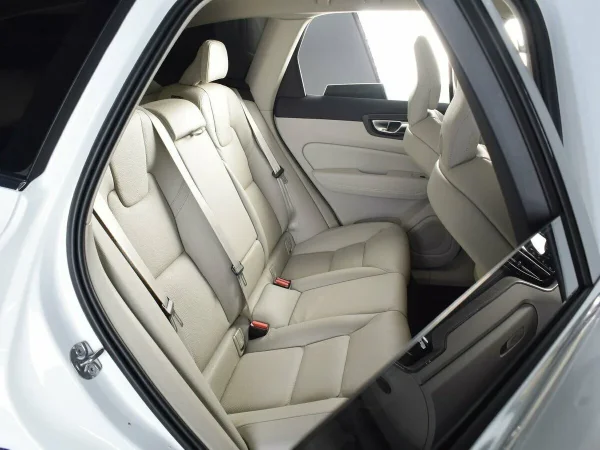Volvo XC60, II Рестайлинг фото №11