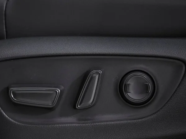Toyota Land Cruiser, 300 Series фото №14