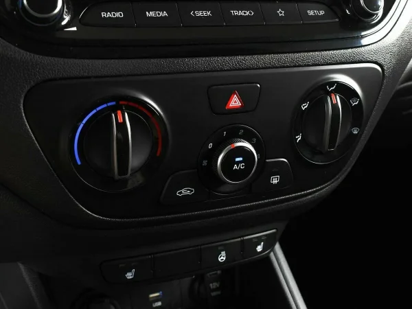 Hyundai Solaris, II Рестайлинг фото №8