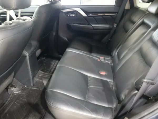 Mitsubishi Pajero Sport, III фото №13