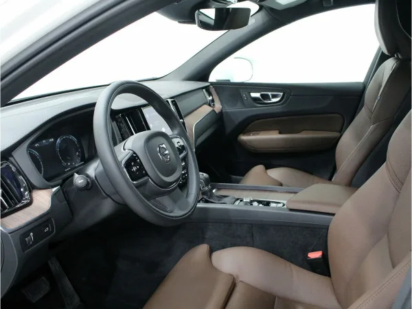 Volvo XC60, II фото №13