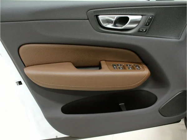 Volvo XC60, II фото №14
