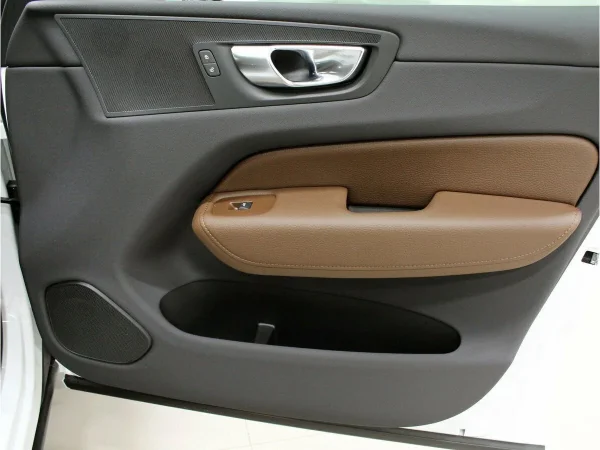 Volvo XC60, II фото №20