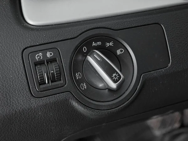 Volkswagen Passat, B7 фото №14