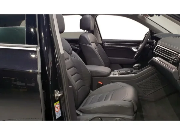 Volkswagen Touareg, III фото №7