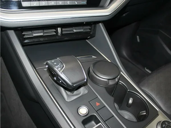 Volkswagen Touareg, III фото №15