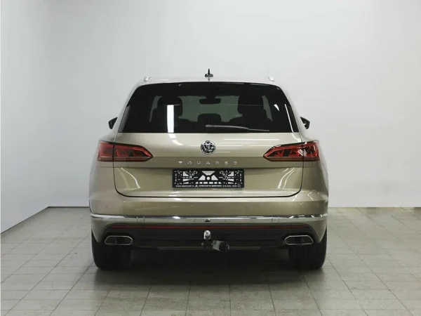 Volkswagen Touareg, III фото №5