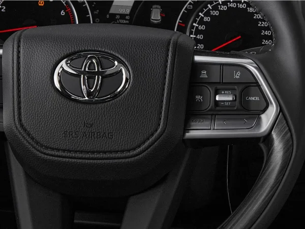 Toyota Land Cruiser, 300 Series фото №14